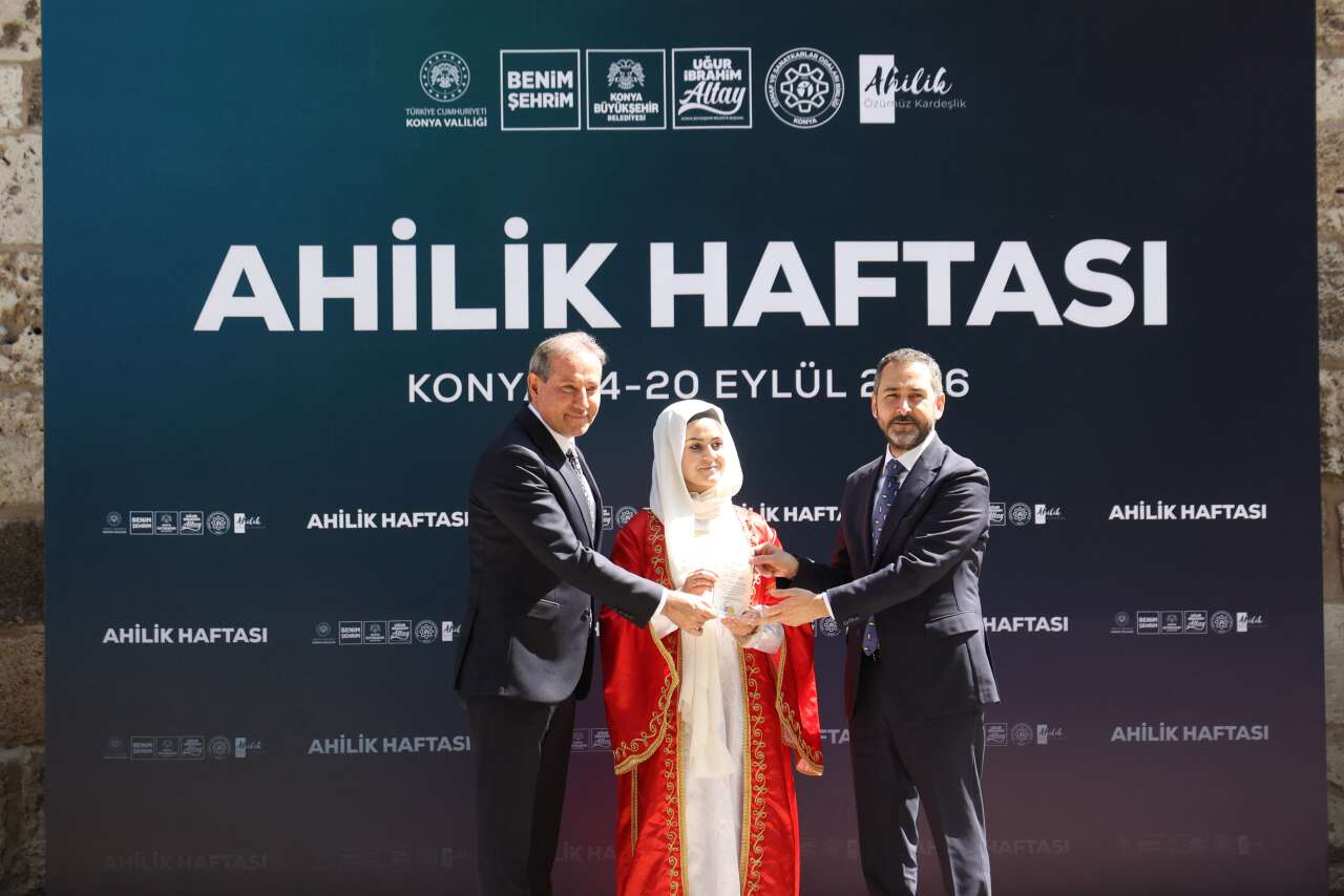 Konya’da esnafın bayramı başladı! İşte yılın ahisi, kalfası ve çırağı 12